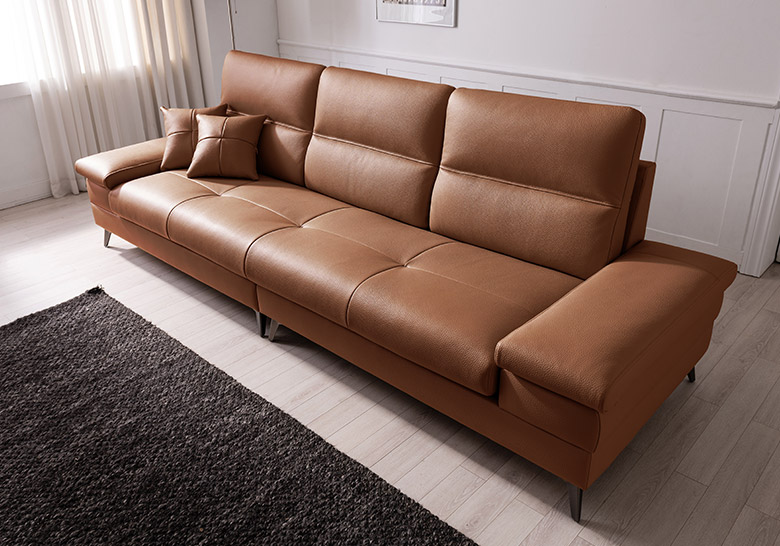 07_4sofa.jpg